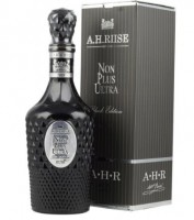 A.H. Riise Non Plus Ultra Black Edition 42% 0,7 l (karton) 