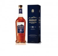 Ararat 10Y Akhtamar 40% 0,7 l (Karton) 