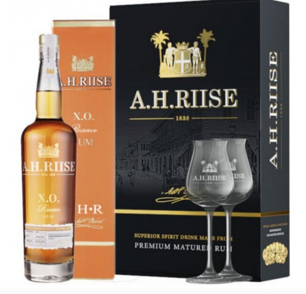 A.H. Riise XO Reserve Superior Cask 40% 0,7 l (Geschenkpackung mit 2 Gläsern)