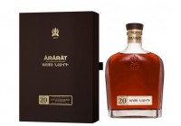 Ararat 20y 40% 0,7 l (Karton) 
